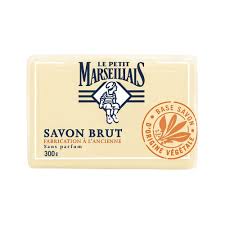Découvrez LE PETIT MARSEILLAIS SAVON BRUT 300G en pharmacie à Abidjan et en Côte d’Ivoire avec Pharmo.ci. Accédez rapidement aux informations sur les pharmacies proposant LE PETIT MARSEILLAIS SAVON BRUT 300G.